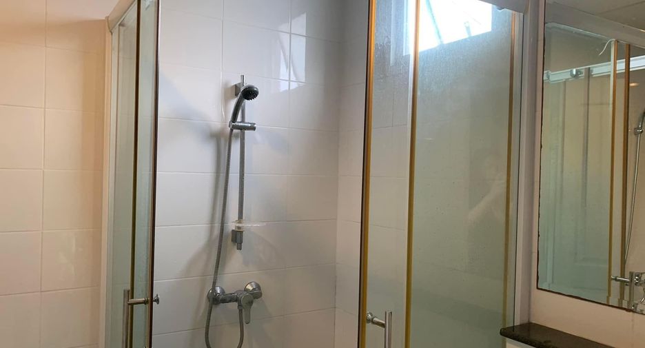 For sale そして for rent 3 ベッドルーム townhouse in Lat Phrao, Bangkok