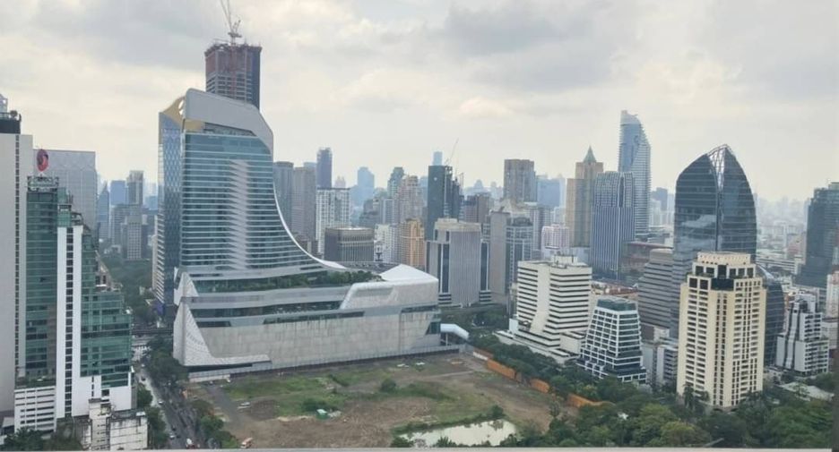 For rent 1 bed condo in Pathum Wan, Bangkok
