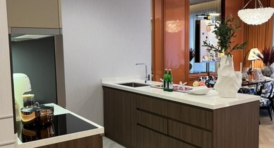 For sale 2 bedrooms condo in Khlong San, Bangkok