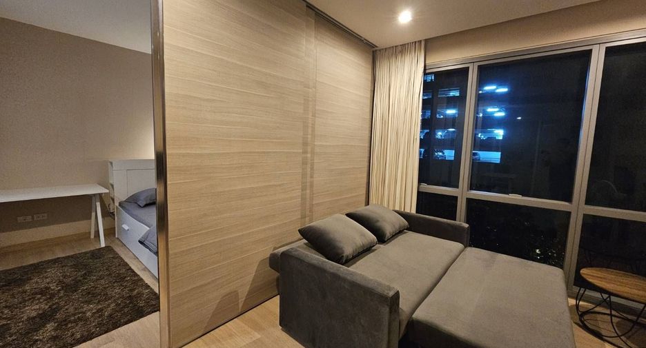 For rent 1 bed condo in Watthana, Bangkok