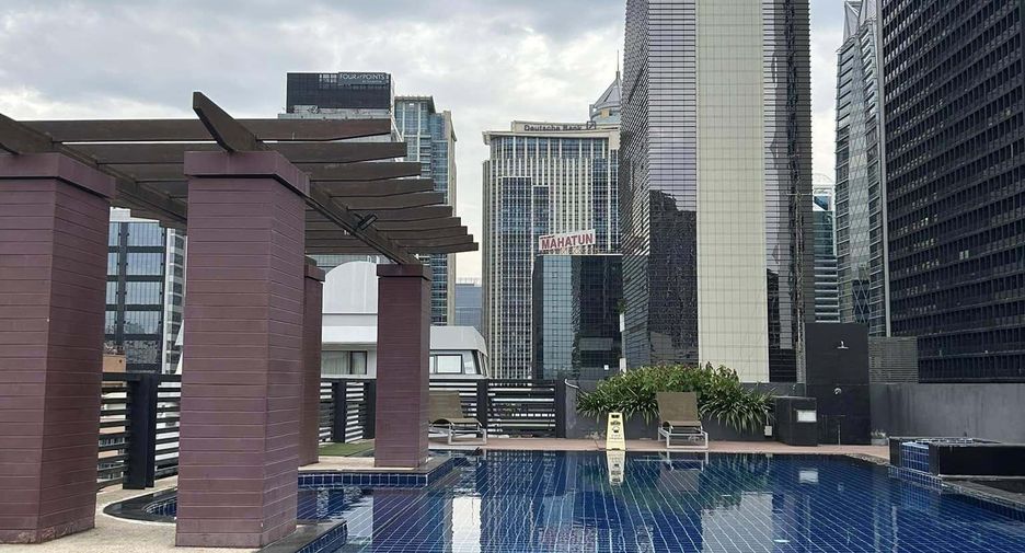 For rent 1 bed condo in Pathum Wan, Bangkok