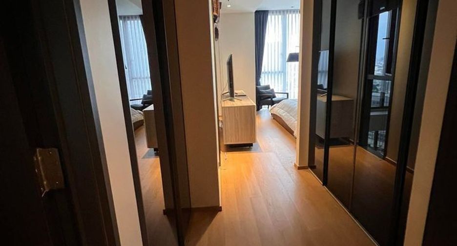 For rent 2 bedrooms condo in Khlong Toei, Bangkok