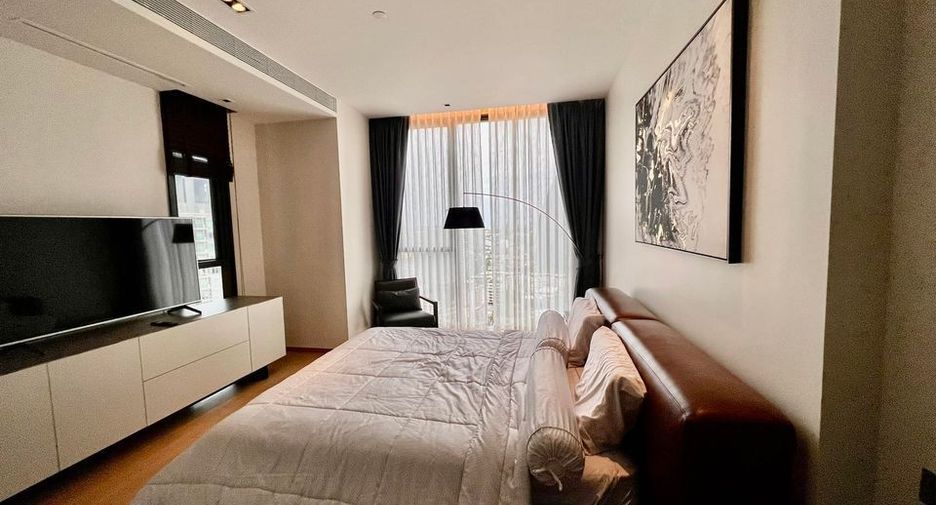 For rent 2 bedrooms condo in Khlong Toei, Bangkok