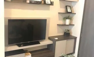 Condo en alquiler de 1 habitaciones en Huai Khwang, Bangkok