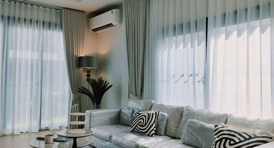 For rent 4 bedrooms house in Mueang Phuket, Phuket