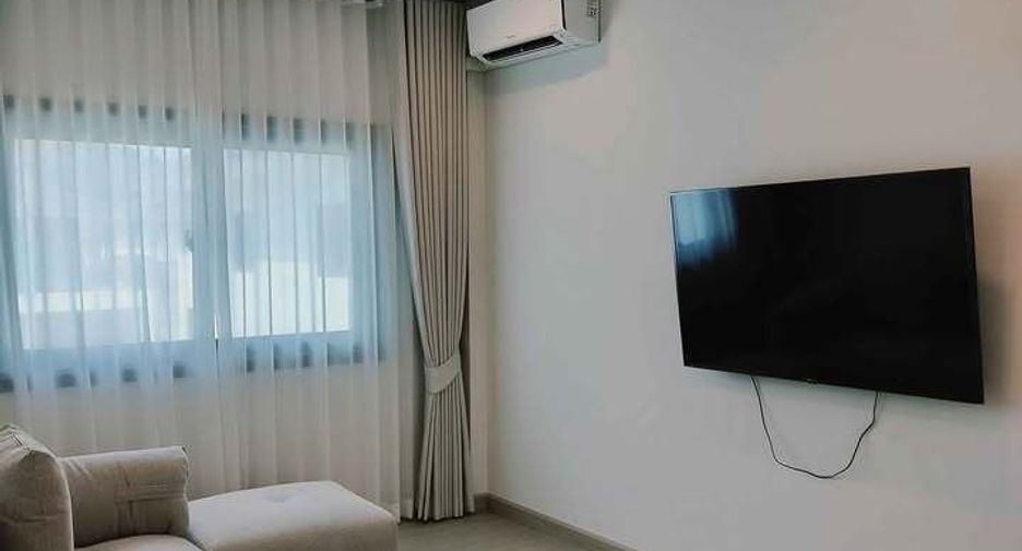 For rent 4 bedrooms house in Mueang Phuket, Phuket
