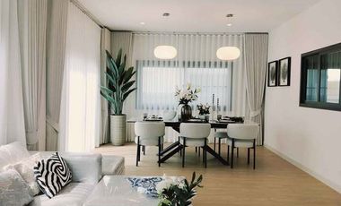Haus zur Miete mit 4 Zimmer in Mueang Phuket, Phuket