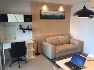 À vendre 1 chambre condo à Huai Khwang, Bangkok