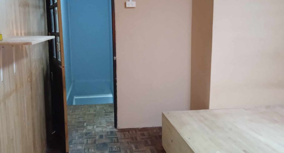 For sale 2 bedrooms townhouse in Khlong Sam Wa, Bangkok