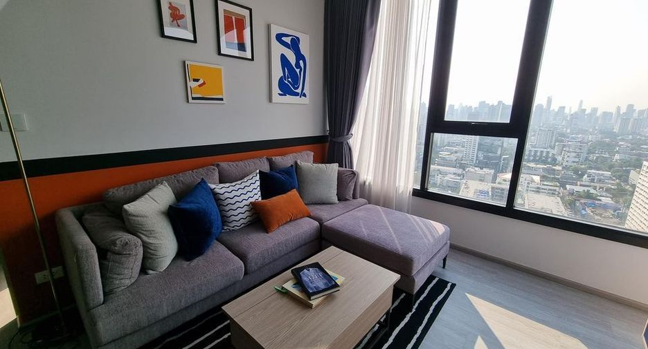 Condo en alquiler de 2 habitaciones en Watthana, Bangkok
