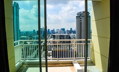 For rent 3 bedrooms condo in Sathon, Bangkok