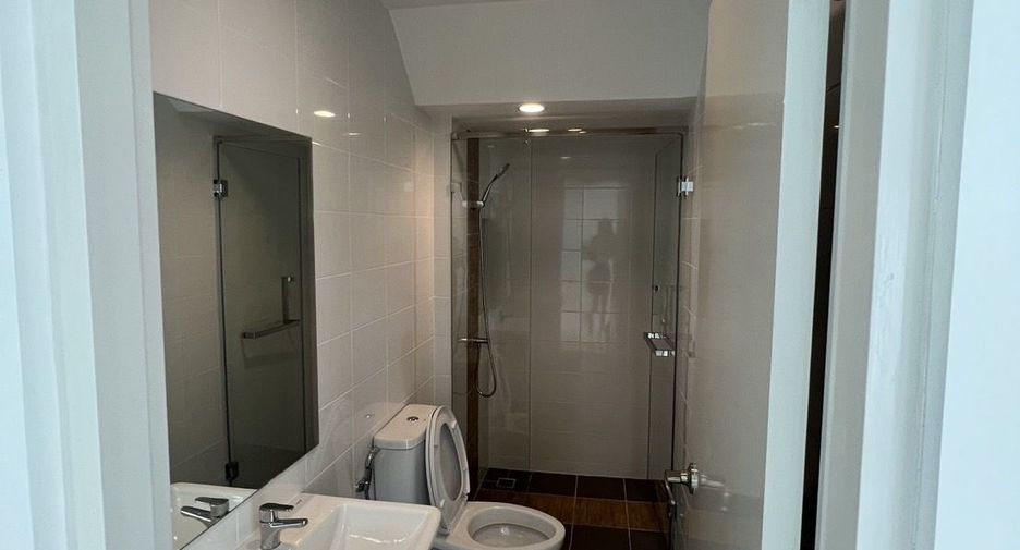 For sale 2 bedrooms house in Taling Chan, Bangkok
