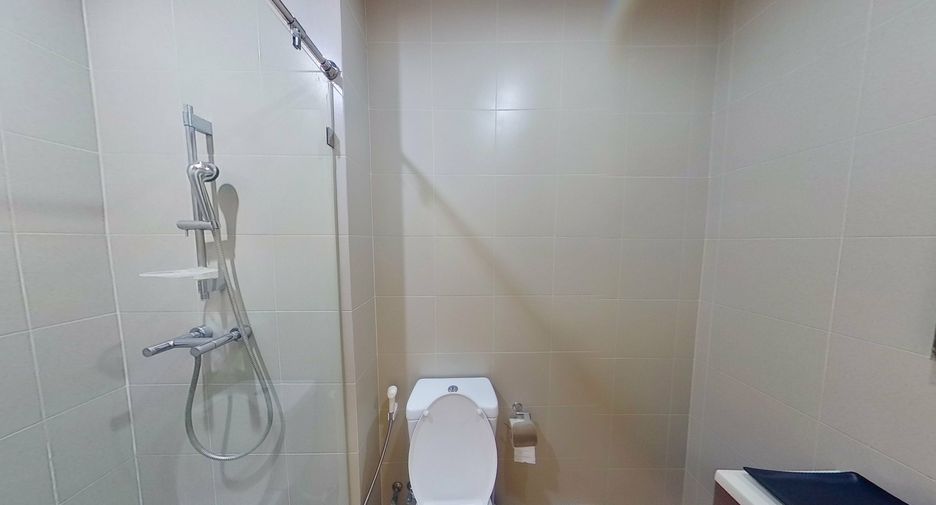 For rent 1 bed condo in Khlong San, Bangkok