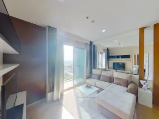 À louer 1 chambre condo à Khlong San, Bangkok