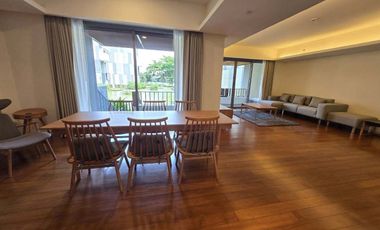 For rent 3 bedrooms condo in Yan Nawa, Bangkok