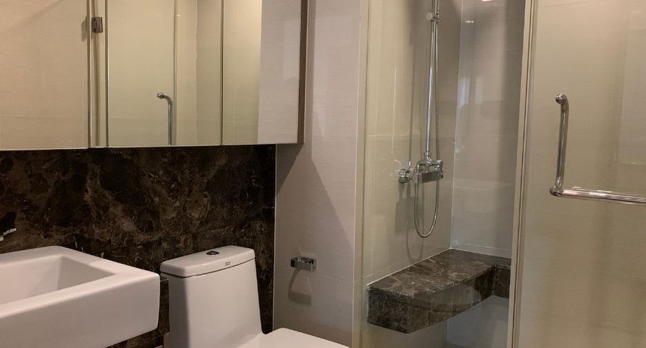 For rent 2 ベッドルーム condo in Watthana, Bangkok