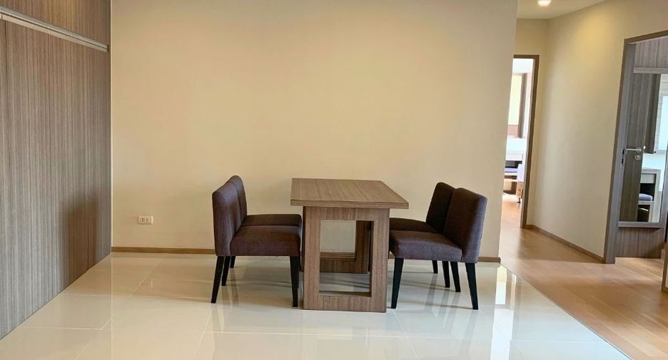 For rent 2 ベッドルーム condo in Watthana, Bangkok