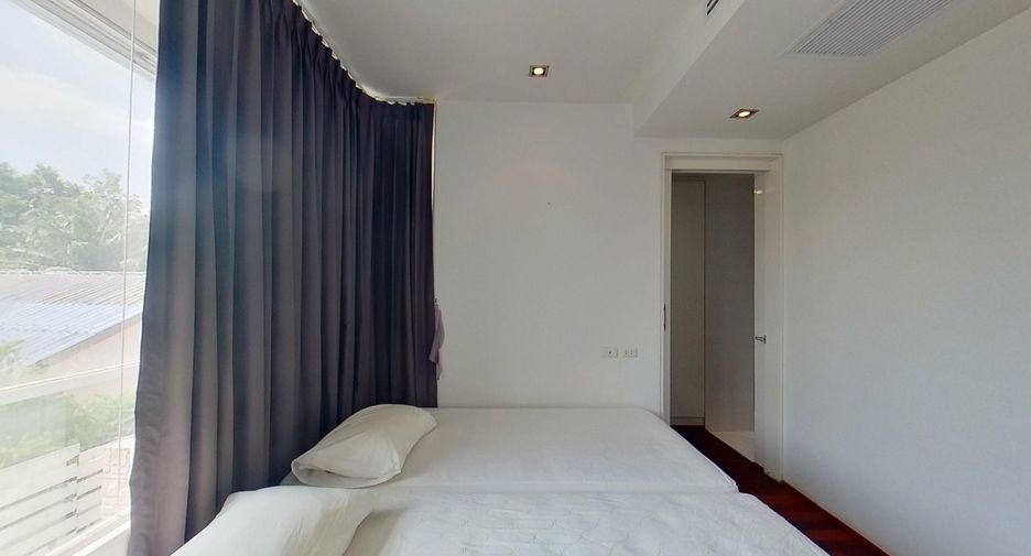 For rent 3 bedrooms villa in Mueang Phuket, Phuket