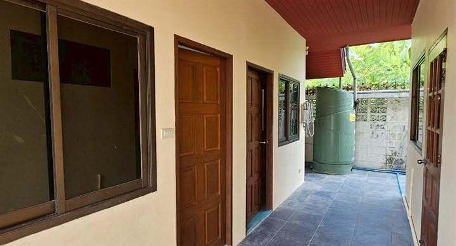 For sale and for rent 6 bedrooms house in Wang Thonglang, Bangkok