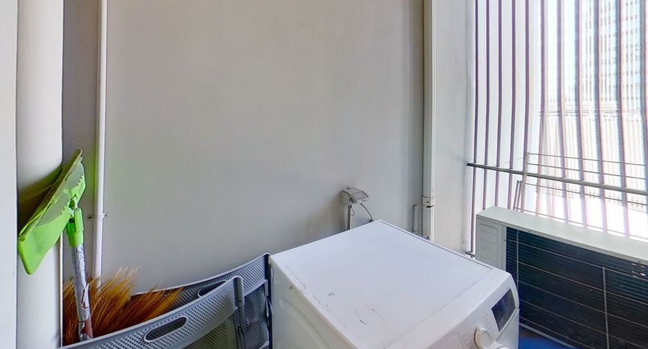 À louer 1 chambre condo à Watthana, Bangkok