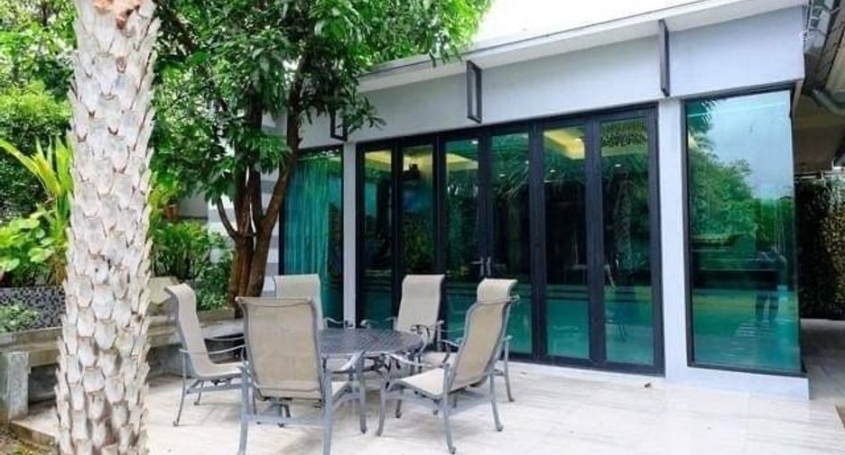 For rent 4 bedrooms house in Mueang Samut Prakan, Samut Prakan