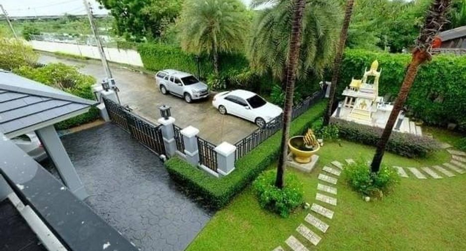 For rent 4 bedrooms house in Mueang Samut Prakan, Samut Prakan