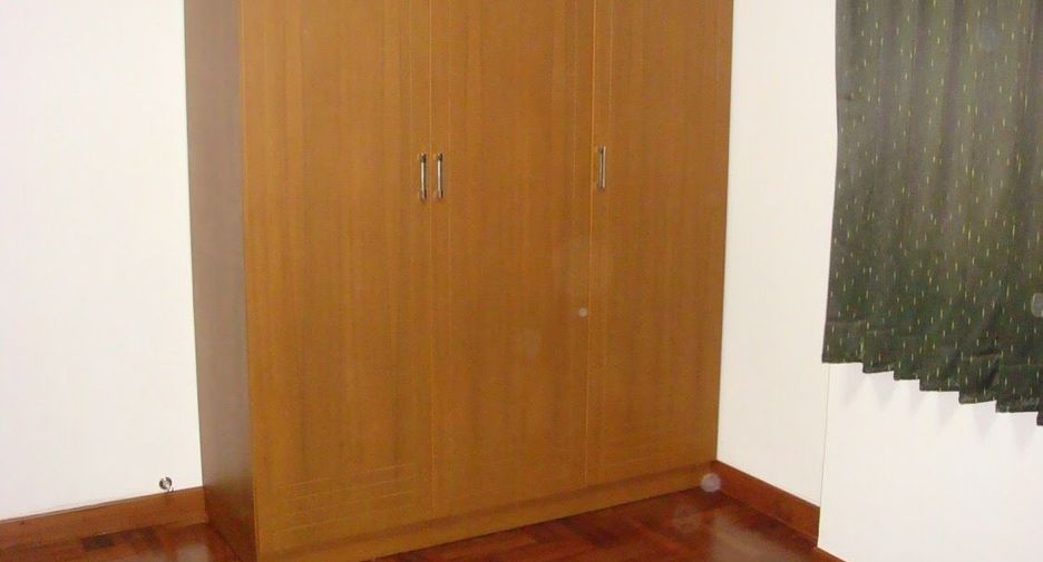 ให้เช่า 2 ห้องนอน คอนโด ใน วัฒนา, กรุงเทพฯ