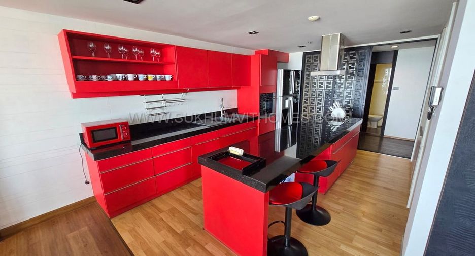 For rent 5 bedrooms condo in Pathum Wan, Bangkok