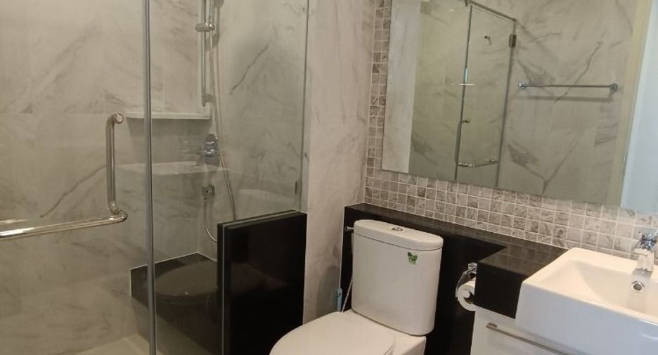 Wohnung zur Miete mit 1 Zimmer in Khlong San, Bangkok