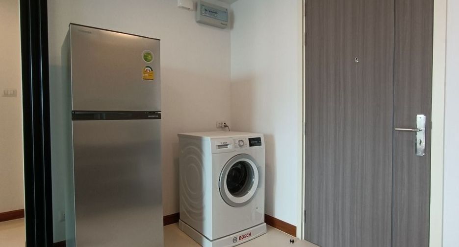 Wohnung zur Miete mit 1 Zimmer in Khlong San, Bangkok