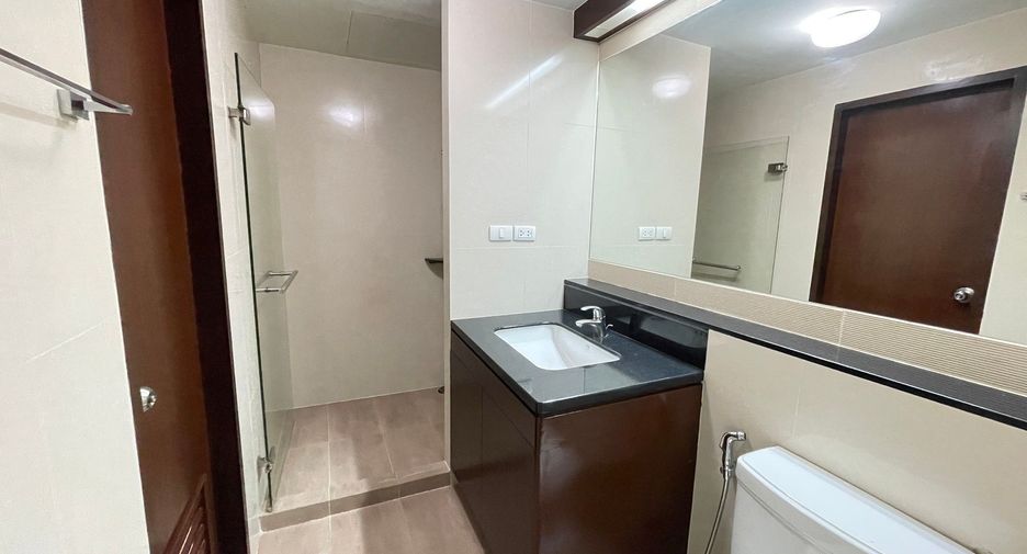Apartamento en alquiler de 1 habitaciones en Khlong Toei, Bangkok