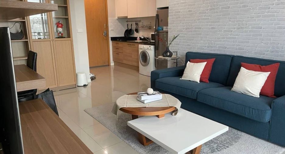 For rent 1 bed condo in Watthana, Bangkok