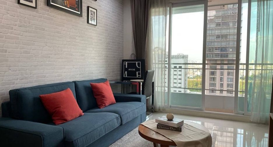 For rent 1 bed condo in Watthana, Bangkok