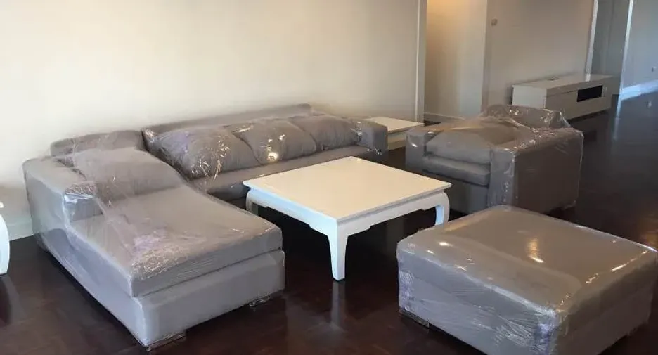 For rent 3 ベッドルーム condo in Khlong Toei, Bangkok