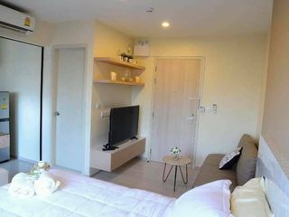 Wohnung zur Miete mit Studio in Watthana, Bangkok