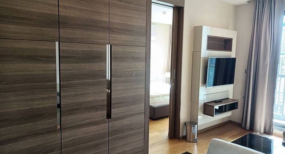 For rent 1 bed condo in Sathon, Bangkok