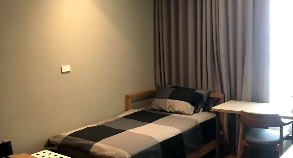 For rent 2 bedrooms condo in Yan Nawa, Bangkok