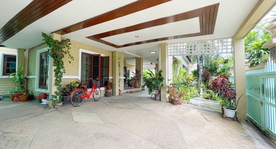 For sale 4 bedrooms house in Bang Bon, Bangkok