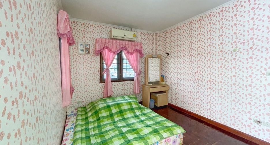 For sale 4 bedrooms house in Bang Bon, Bangkok