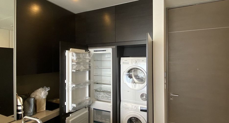 For rent 1 bed condo in Sathon, Bangkok