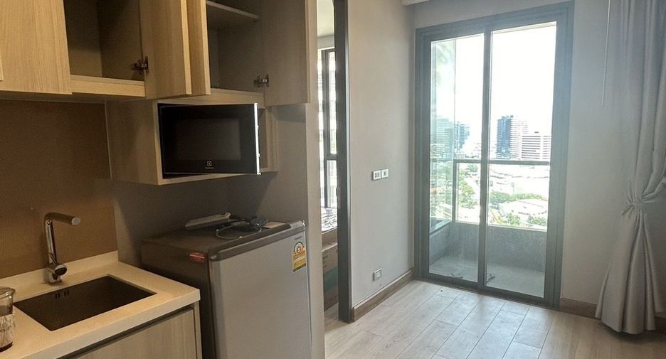 For rent 1 Beds condo in Khlong Toei, Bangkok