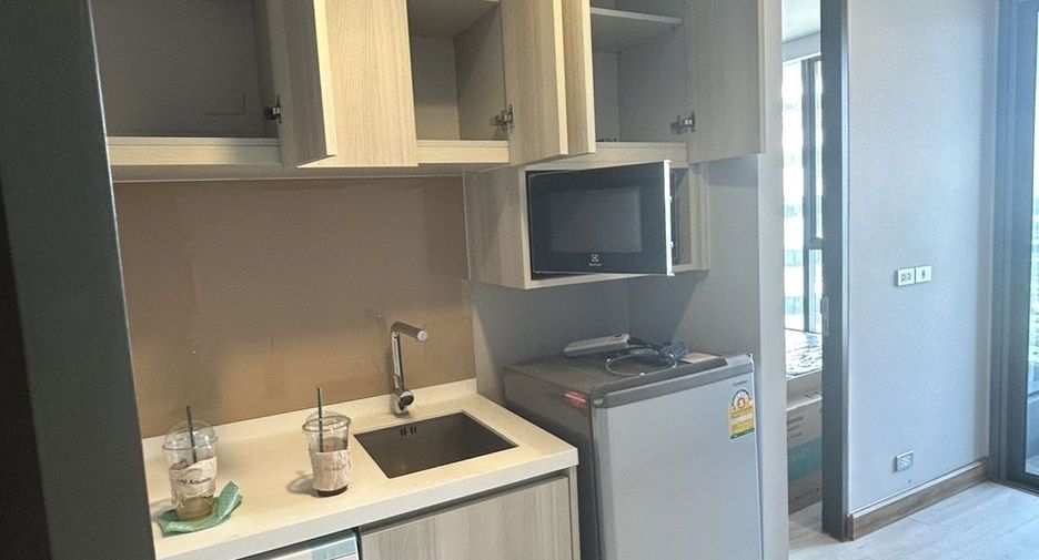 For rent 1 Beds condo in Khlong Toei, Bangkok