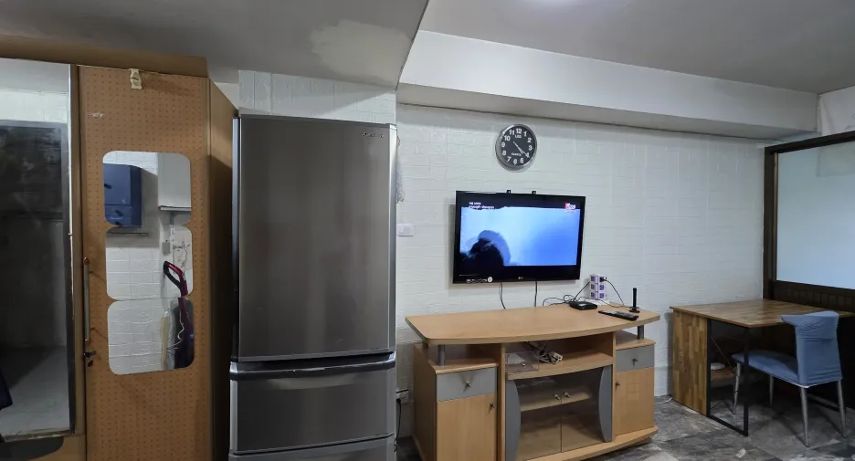 For rent 1 bed condo in Yan Nawa, Bangkok