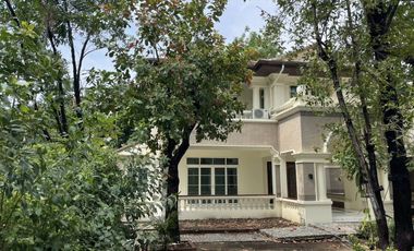 À vendre et à louer 4 chambres maison à Bang Khun Thian, Bangkok
