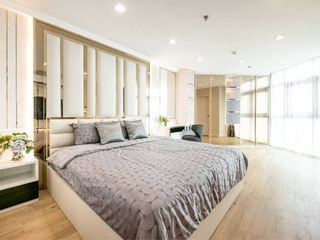 For sale and for rent 3 bedrooms condo in Huai Khwang, Bangkok