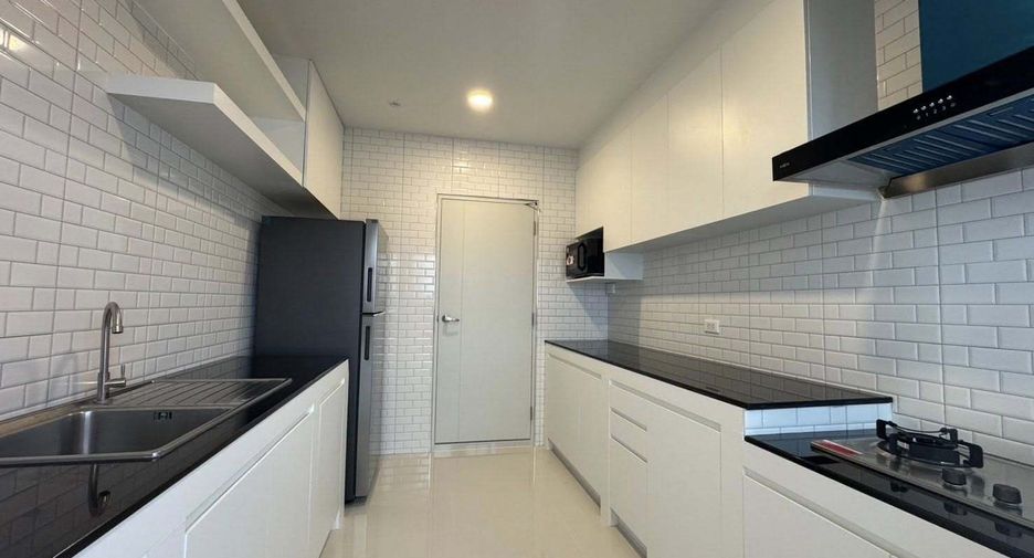 For sale 4 ベッドルーム house in Bang Phli, Samut Prakan