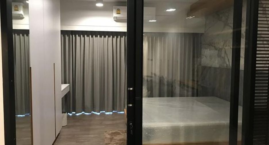 For rent 1 bed condo in Phaya Thai, Bangkok