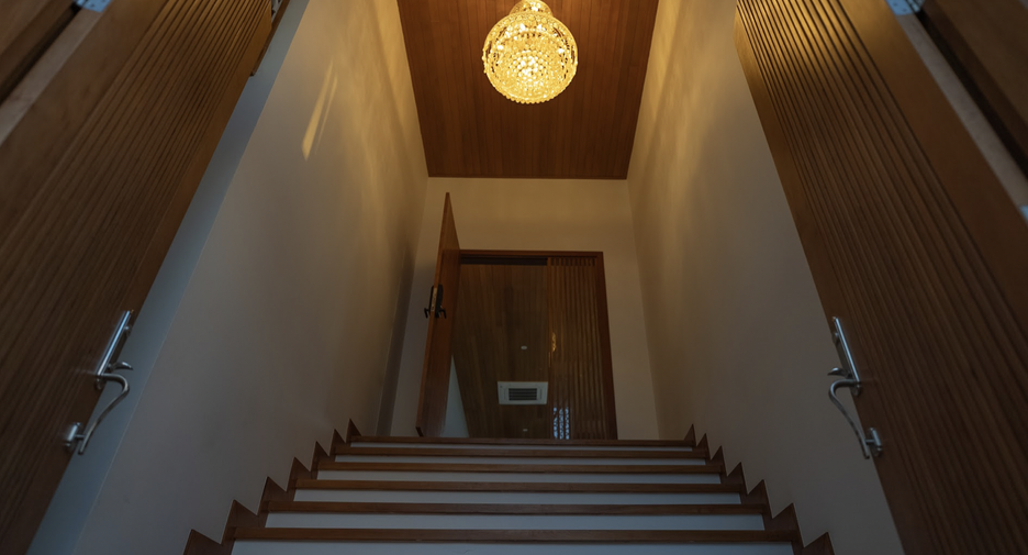 For sale 6 bedrooms villa in Thalang, Phuket