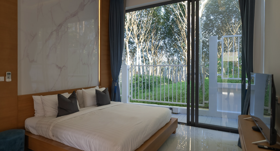 For sale 6 bedrooms villa in Thalang, Phuket