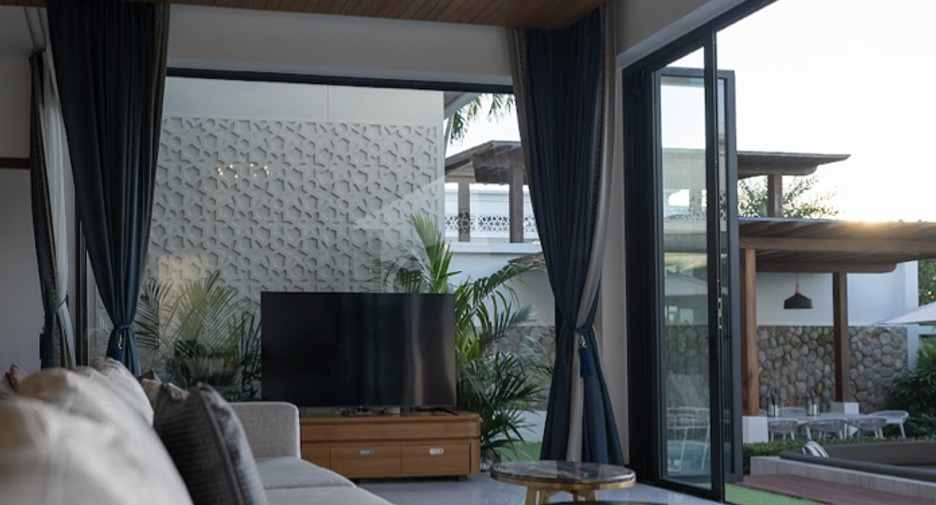 For sale 6 bedrooms villa in Thalang, Phuket